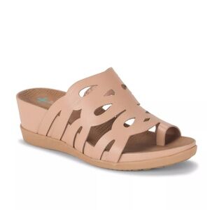 New BareTraps Posture Demetra Rough Women's Size 9M Tan Wedge Sandals